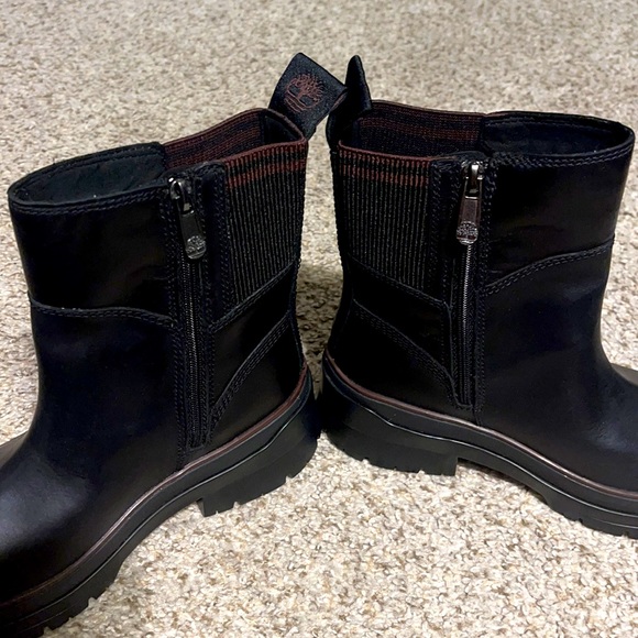 Timberland Boots - Picture 3 of 6